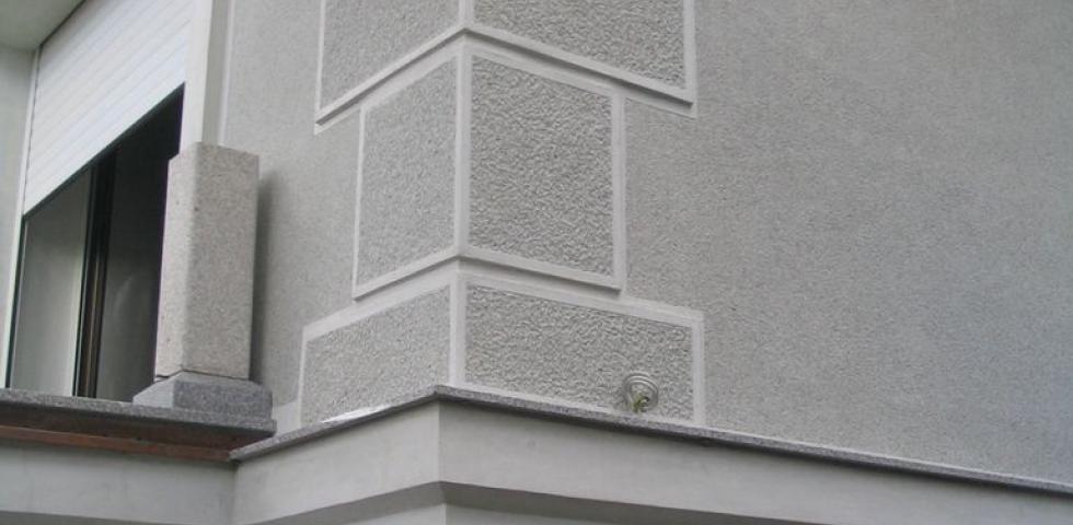 Detalj ugaonog pilastera sa površinskom obradom pikovanjem