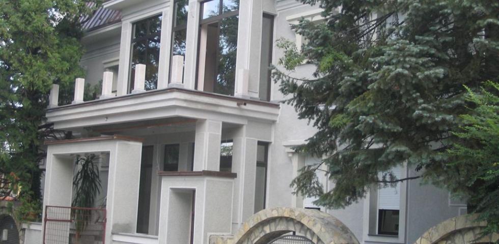 Izgled fasade iz ulice N.Protića, glavni ulaz